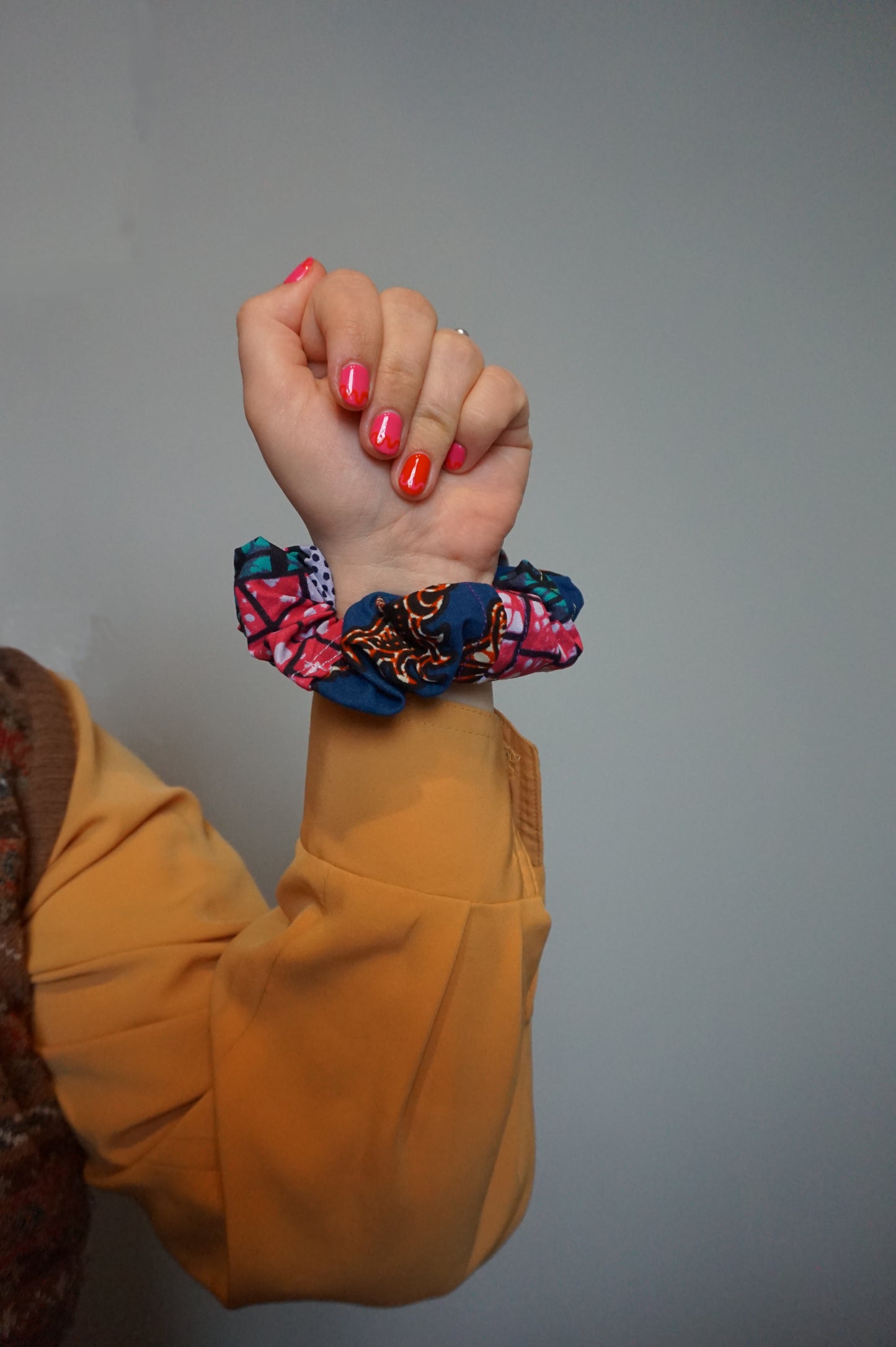 Döfida Scrunchie- African Wax