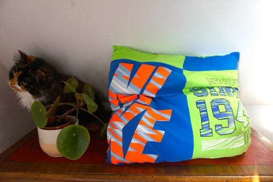 Sports shirts patchwork cushion - 100% zero waste