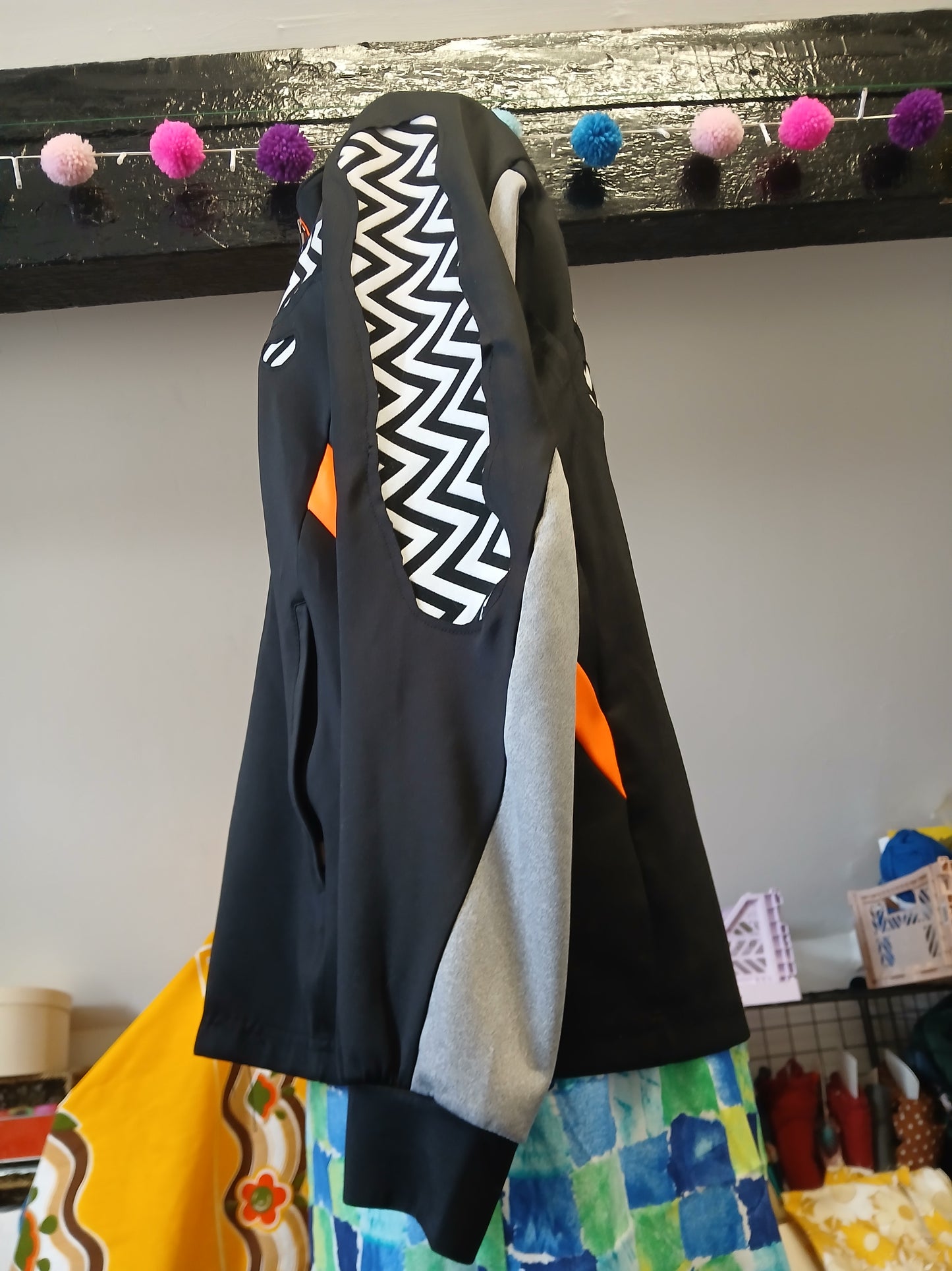 Reworked chevron sports zip up