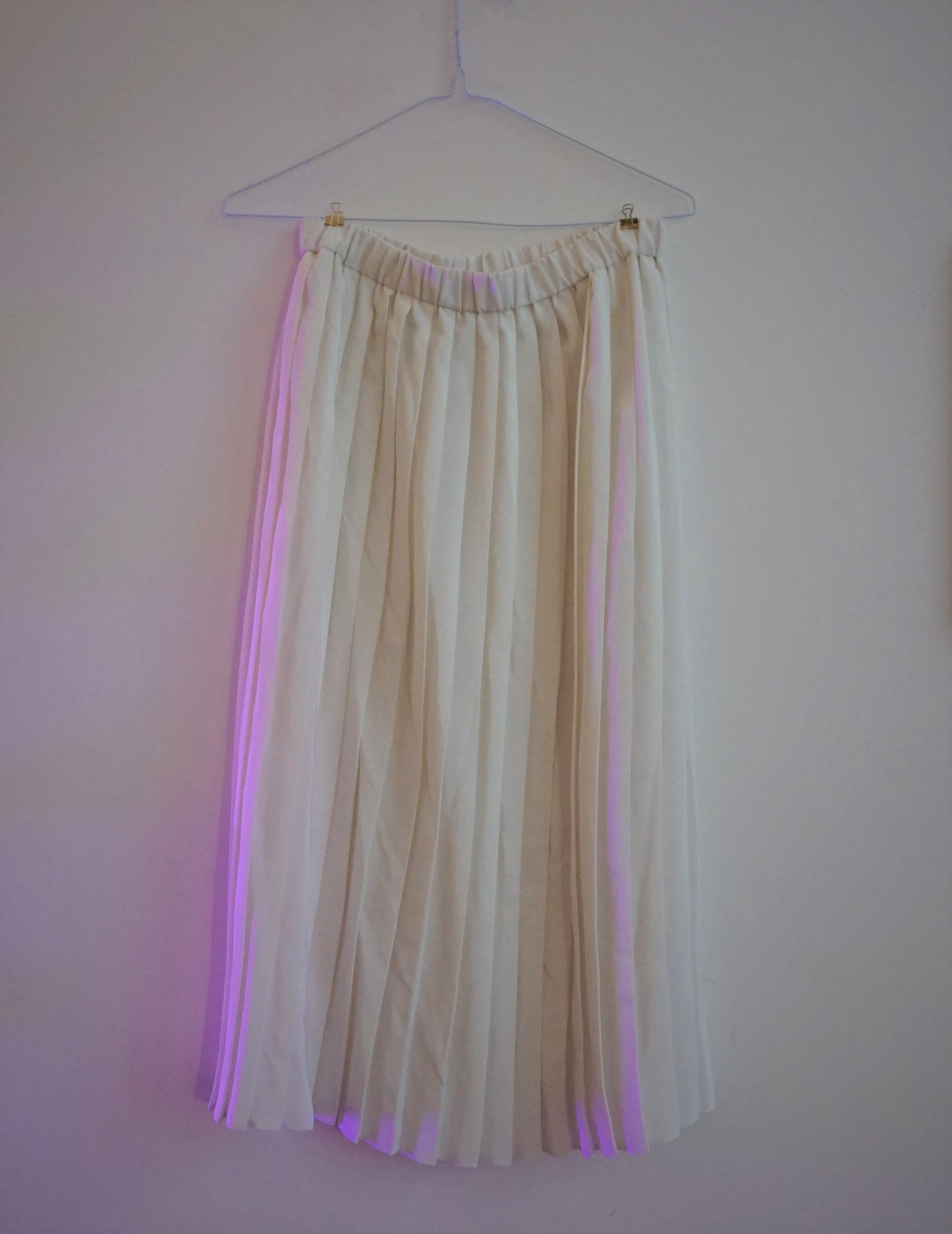 80s white pleated midi skirt