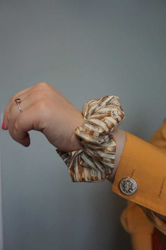 Döfida Scrunchie- Wicker